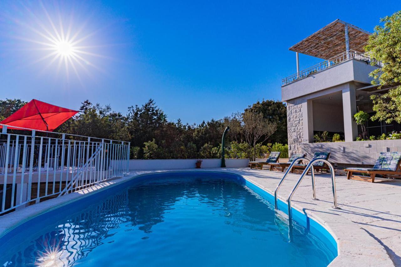 Villa Vera Loviste Bagian luar foto